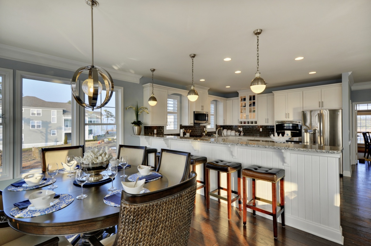 The Catalina at Ellis Point Dining Area Idea Gallery