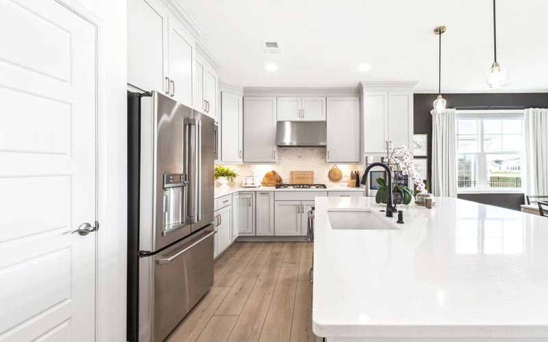 The Bristol at Peninsula Lakes